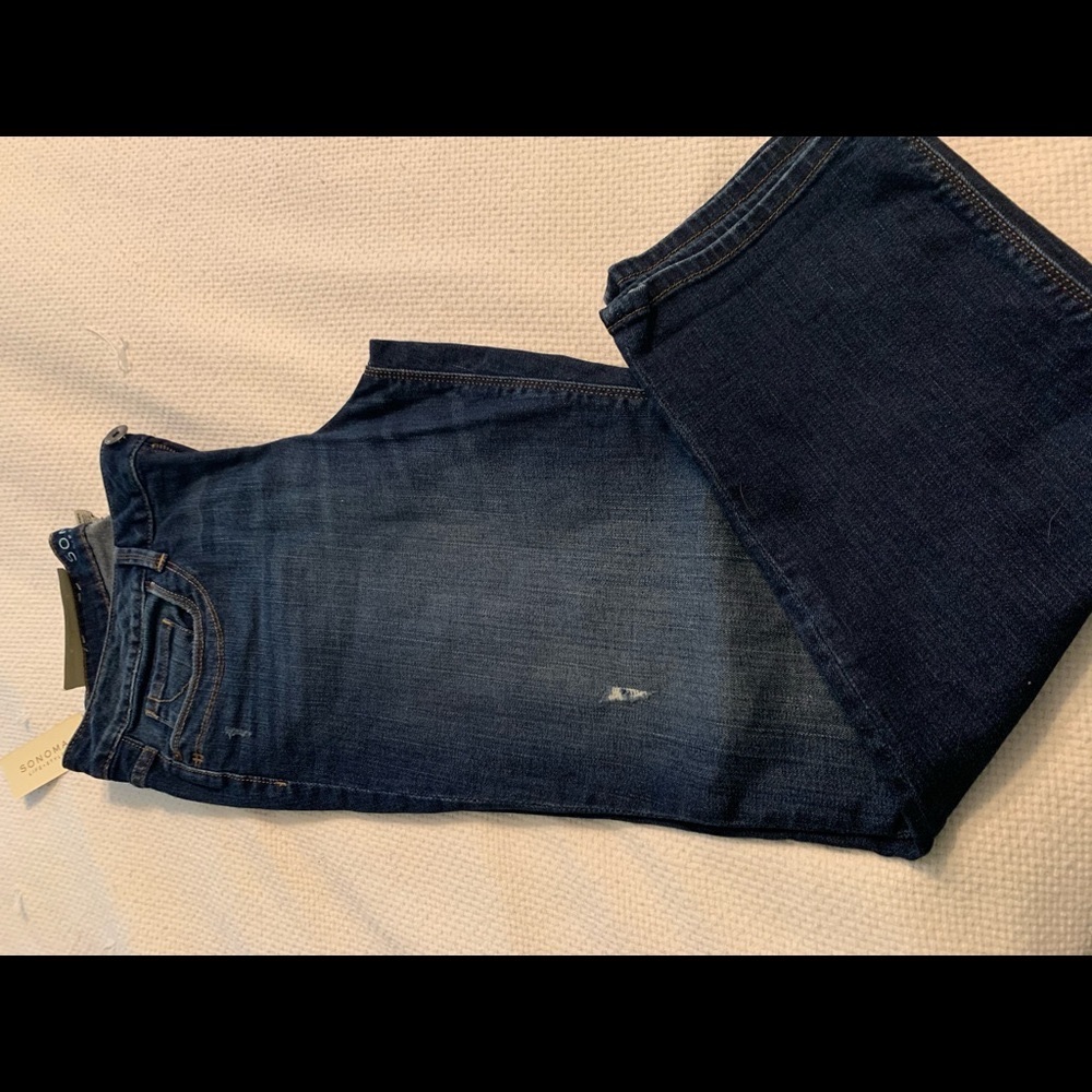 BRAND NEW CAPRI BOYFRIEND jeans 👖!